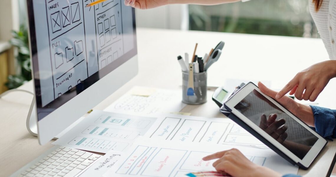 How to Write a Web Design Brief for a Freelancer (With Examples)