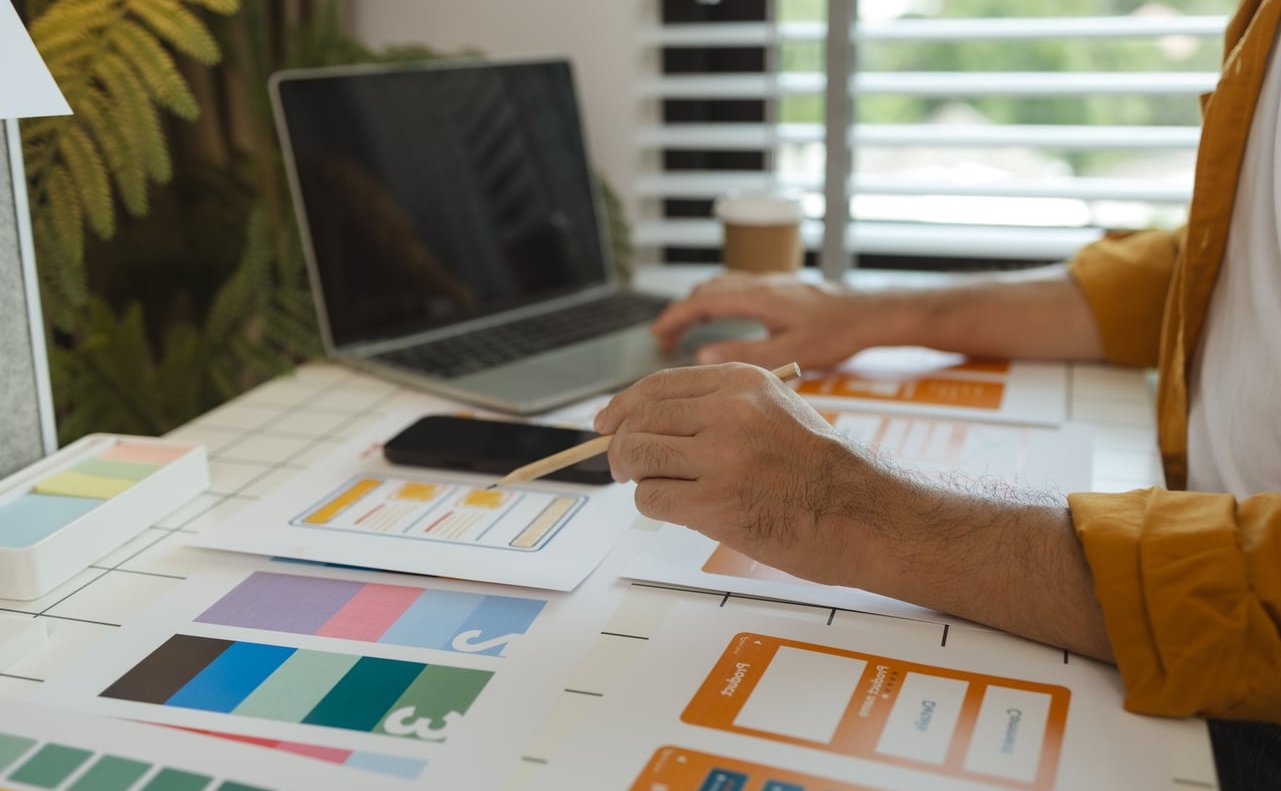 web designer laptop client feedback